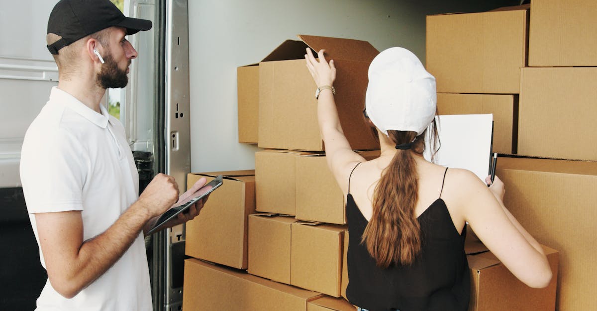 10 Benefits of Using White Glove Logistics for Your Business